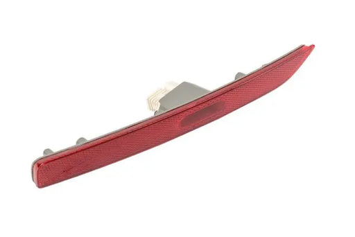 Chevrolet Suburban/Tahoe Bumper Reflector - GM1184127