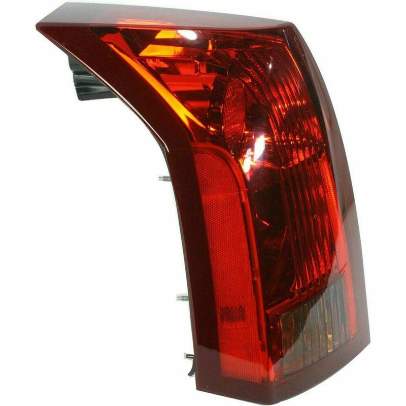 Cadillac CTS Tail Light Driver Side With Black Square In Lower Lens HQ - GM2800230-Partify Canada