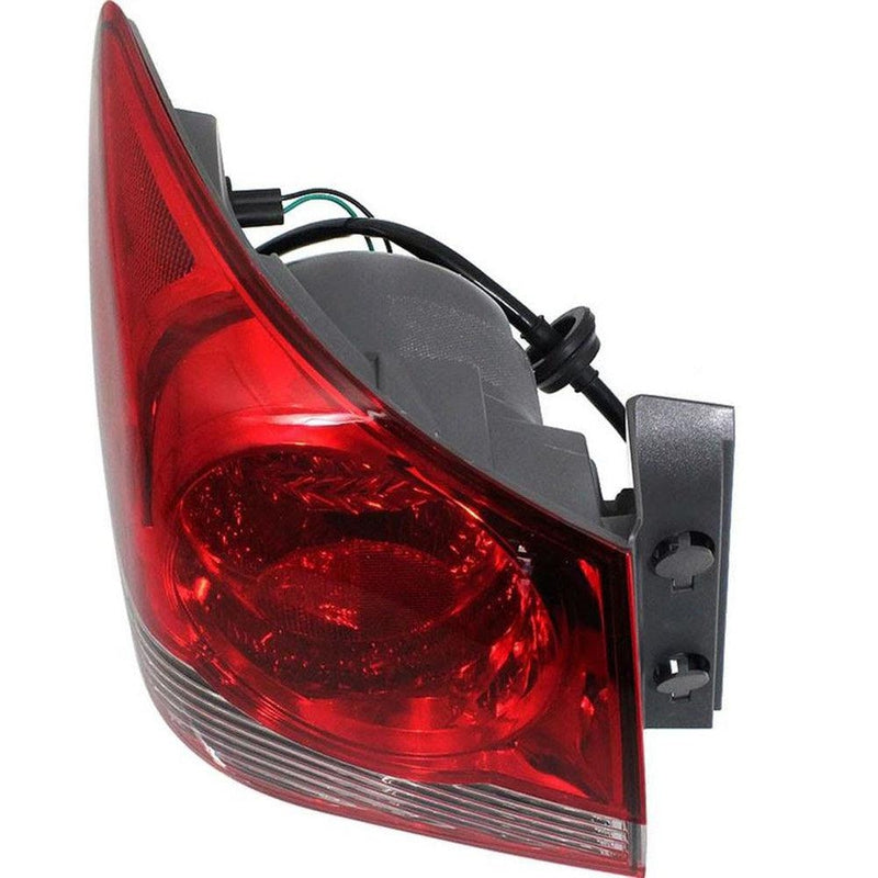 Chevrolet Cruze Tail Light Driver Side HQ - GM2804107-Partify Canada