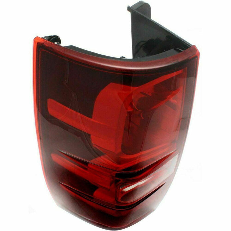 Chevrolet Tahoe Tail Light Driver Side HQ - GM2800196-Partify Canada