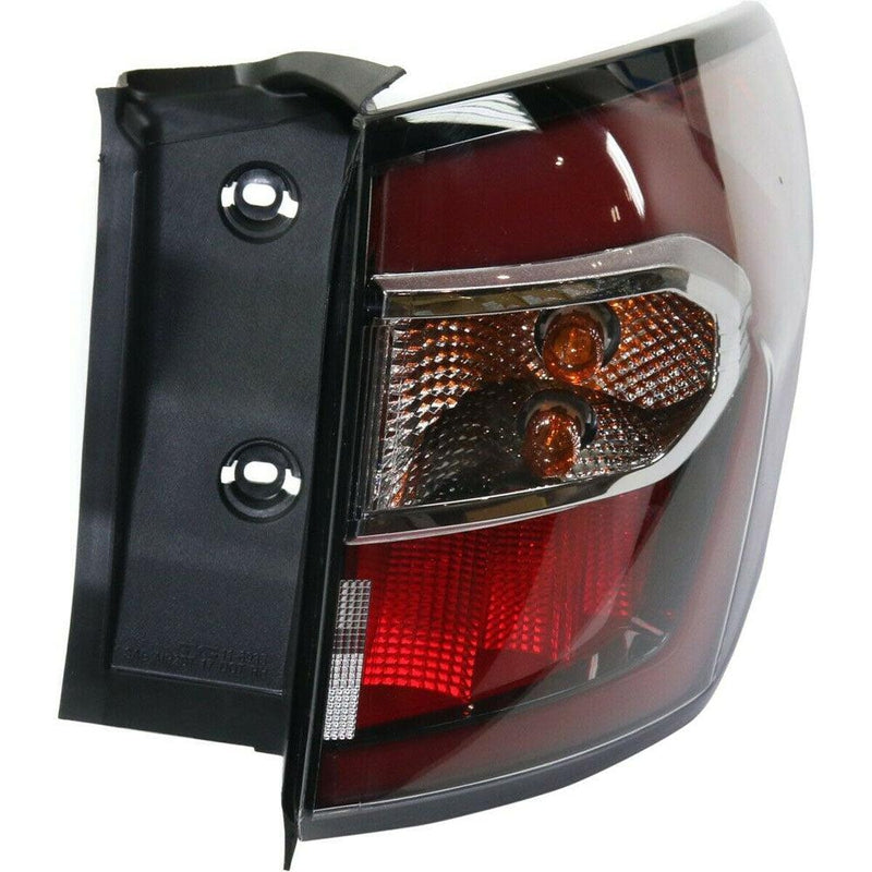 Ford Escape Tail Light Passenger Side Without Sports Package With Red Lens HQ - FO2805116-Partify Canada