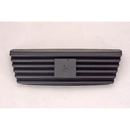 Saturn VUE Grille Painted Black - GM1200592-Partify Canada